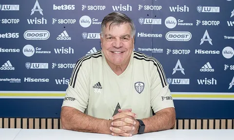 CHÍNH THỨC! Thêm HLV bị sa thải, kỷ lục điên rồ ở Premier League