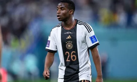 Samuel Eto'o khen mục tiêu của M.U là Messi mới
