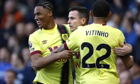 “Sân Stamford Bridge phải câm lặng”