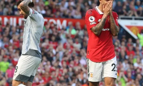 Sancho đang cạn thời gian ở Old Trafford