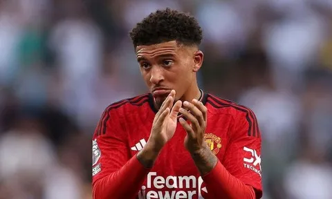 Sancho tiến thêm một bước ra khỏi Man Utd