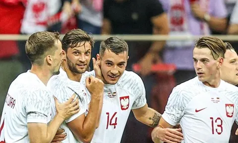 Sao Arsenal nổ súng, Ba Lan quật ngã tuyển Đức