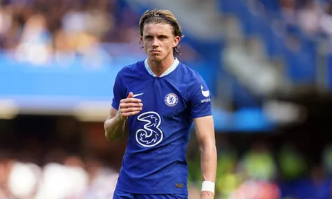 Sao Chelsea được khuyên thay đổi suy nghĩ