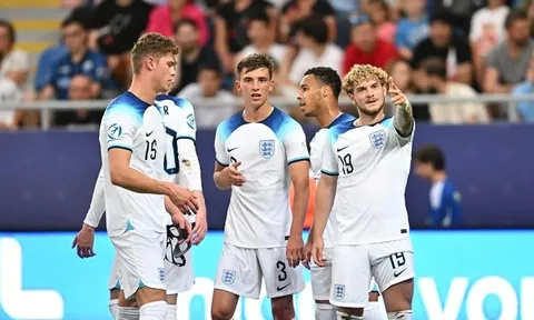 Sao Liverpool độc diễn giữa sân, U21 Anh thể hiện sự hủy diệt