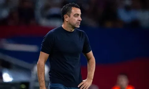 Sao M.U vẫn còn khiến Xavi bị ám ảnh