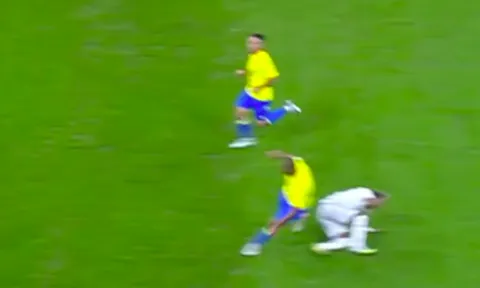 Sao Real bị knock-out ngay trên sân