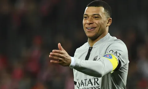 Sao trẻ M.U được so sánh với Mbappe