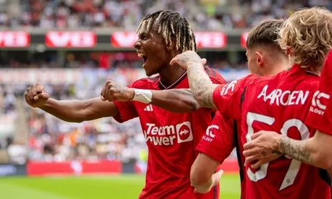 Khẳng định giá trị, sao trẻ Man Utd khiến Sancho run rẩy