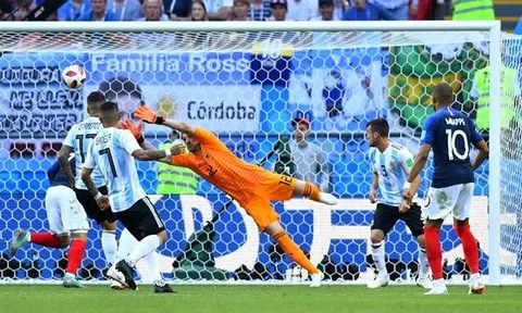 Ten Hag có thể hoàn thiện đội hình sau câu nói của ngôi sao tuyển Pháp