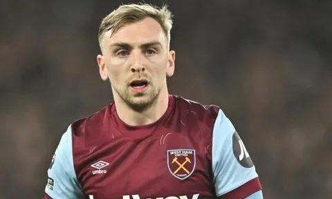 Sao West Ham được so sánh với Henry