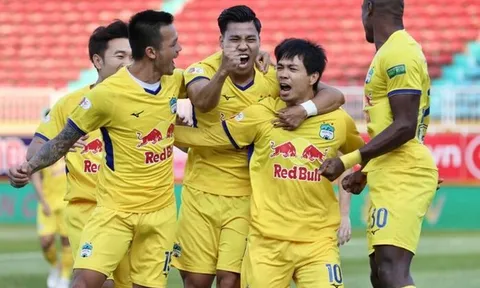 Văn Thanh đàm phán bến đỗ mới; Thầy Park nhận định về Dortmund