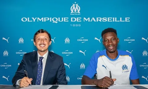 Marseille ra giá cho ngôi sao Senegal