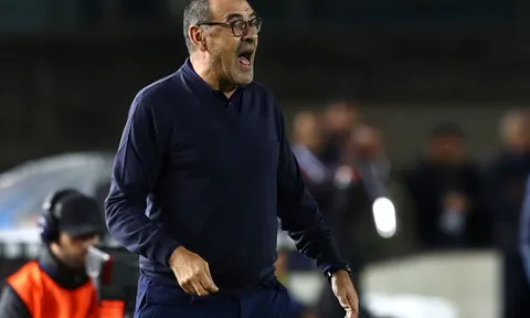Đánh bại Mourinho, Sarri ra tuyên bố về Champions League