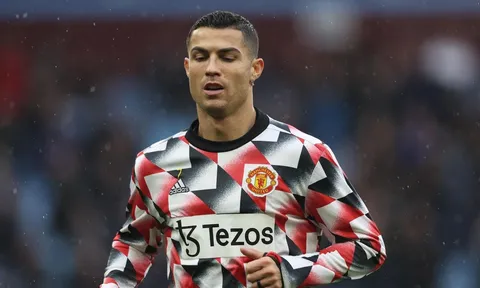 Xác nhận: M.U muốn Ronaldo rời đi vào tháng Giêng
