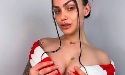 Saskia Jade: Nữ CĐV nóng bỏng của Liverpool