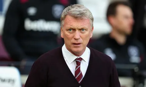 Sau Mourinho, thêm một cựu HLV MU sắp cập bến Premier League