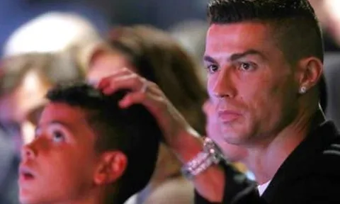 Sau tất cả, Ronaldo nói lời thật lòng về năng lực của con trai