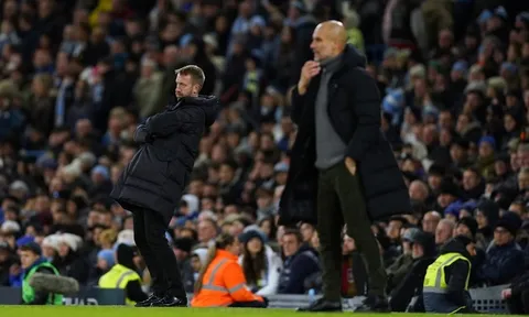 Sau thắng lợi hủy diệt, Guardiola dùng Messi gửi lời khuyên đến Chelsea