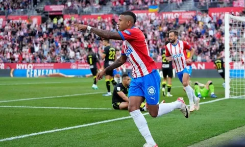 CĐV Man Utd giờ đã có thể "ra khỏi hang" khi xem... Girona