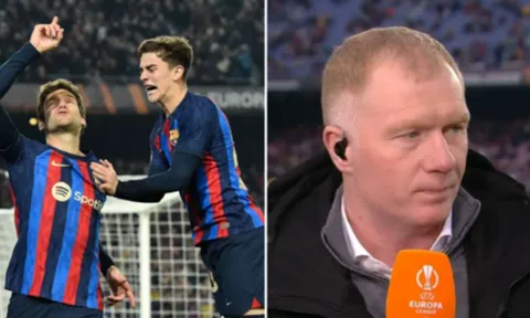 Paul Scholes 'hủy diệt' 3 sao M.U trước Barcelona