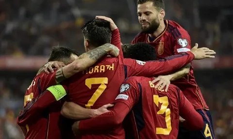 Scotland vs Tây Ban Nha: Chờ 'Bò tót' thị uy đẳng cấp