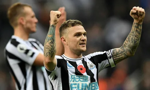 Kieran Trippier gửi lời nhắn châm chọc cho Ten Hag