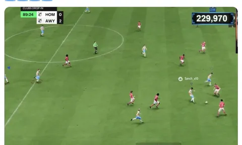 Sancho chơi game trước khi Man United nếm đắng ở hang "Hùm xám"