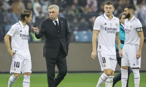 Thua Barca, Real ra quyết định ở phiên chợ Đông