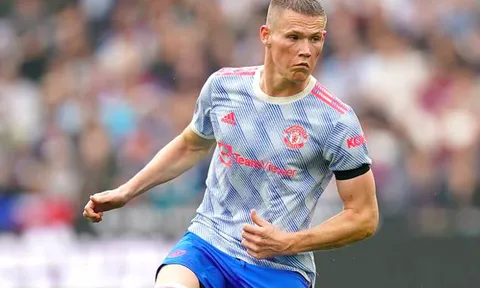Vị trí tốt nhất của McTominay không phải phòng ngự?