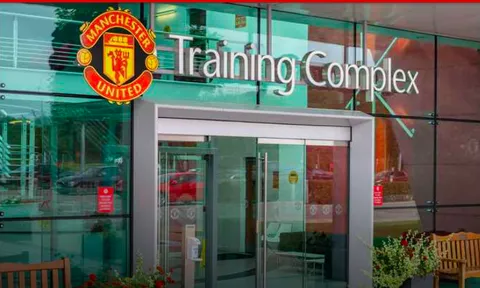 CHÍNH THỨC! Man Utd đón cú sốc, trận đấu nguy cơ bị hoãn