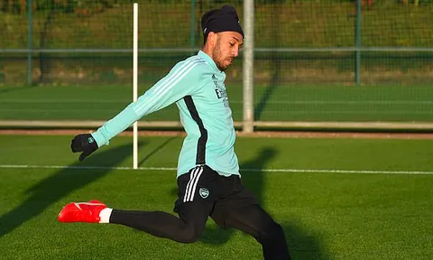 Aubameyang trả giá đắt, thêm đòn trừng phạt từ Arsenal