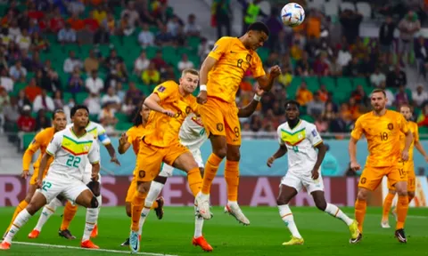 Nhận định về Messi, Van Dijk bất ngờ nhắc tên Ronaldo