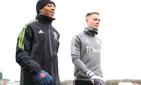 "Có thể cậu ấy chơi tốt vì muốn rời khỏi Man Utd"