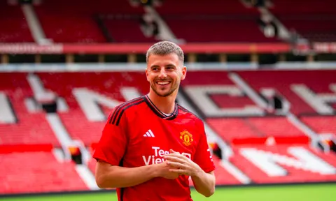 2 cú lật kèo đưa Mason Mount tới Man Utd