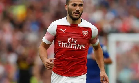 Arsenal ruồng bỏ, "thánh bắt cướp" sắp bị hai đại gia "bắt cóc"
