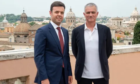 Sếp lớn AS Roma ca ngợi "hiệu ứng" Mourinho