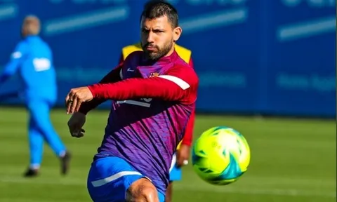 Sergio Aguero lên nòng, sẵn sàng bắn hạ Kền kền trắng