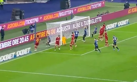 Serie A bùng nổ vì 2 bàn thắng không tưởng từ phạt góc