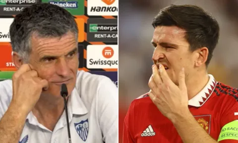 HLV Sevilla ngạc nhiên về Man United