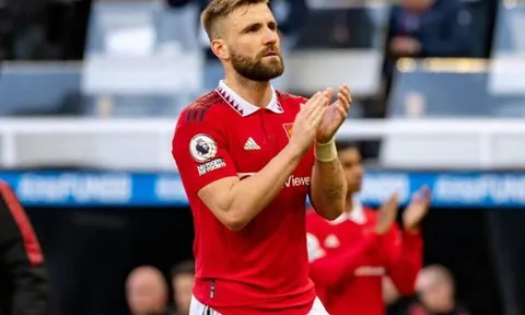 "Man United cần một tiền đạo toàn diện"
