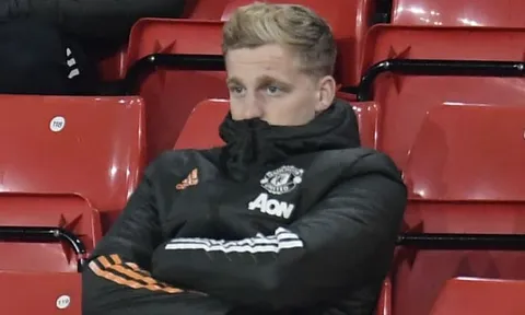Hình ảnh của Van de Beek ở Tottenham chỉ ra ưu tiên tháng Giêng của M.U