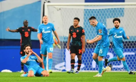 Siêu phẩm volley, Chelsea mất tiếp ngôi đầu bảng Champions League