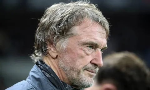 2 đòn giáng mạnh vào Sir Jim Ratcliffe trong cùng 1 ngày