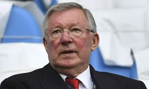 Sir Alex: 'Ronaldo gây cho tôi vấn đề lớn khi mới đến M.U'