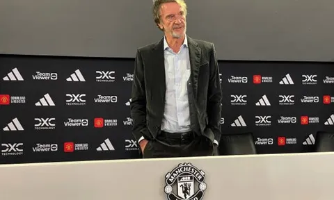 NÓNG! Hé lộ vị trí Man Utd quyết tâm mua sắm
