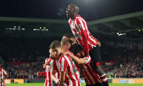 Vì sao trận M.U - Brentford không được chiếu trên TV?