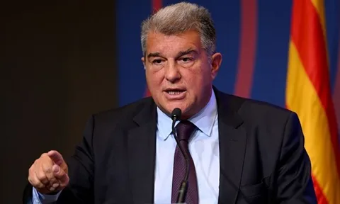 Joan Laporta "chửi thẳng mặt" kênh truyền hình của Real Madrid