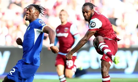 Gạt M.U, Malouda chọn đội vào top 4 cùng City, Liverpool và Newcastle