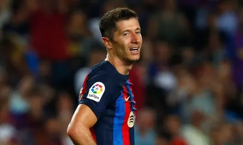 Vì đâu Lewandowski dần sa sút tại Barcelona?