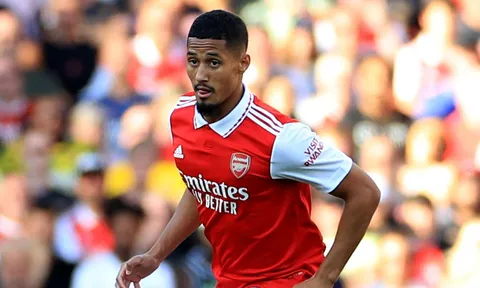 Arsenal đón tin xấu trước trận gặp Liverpool